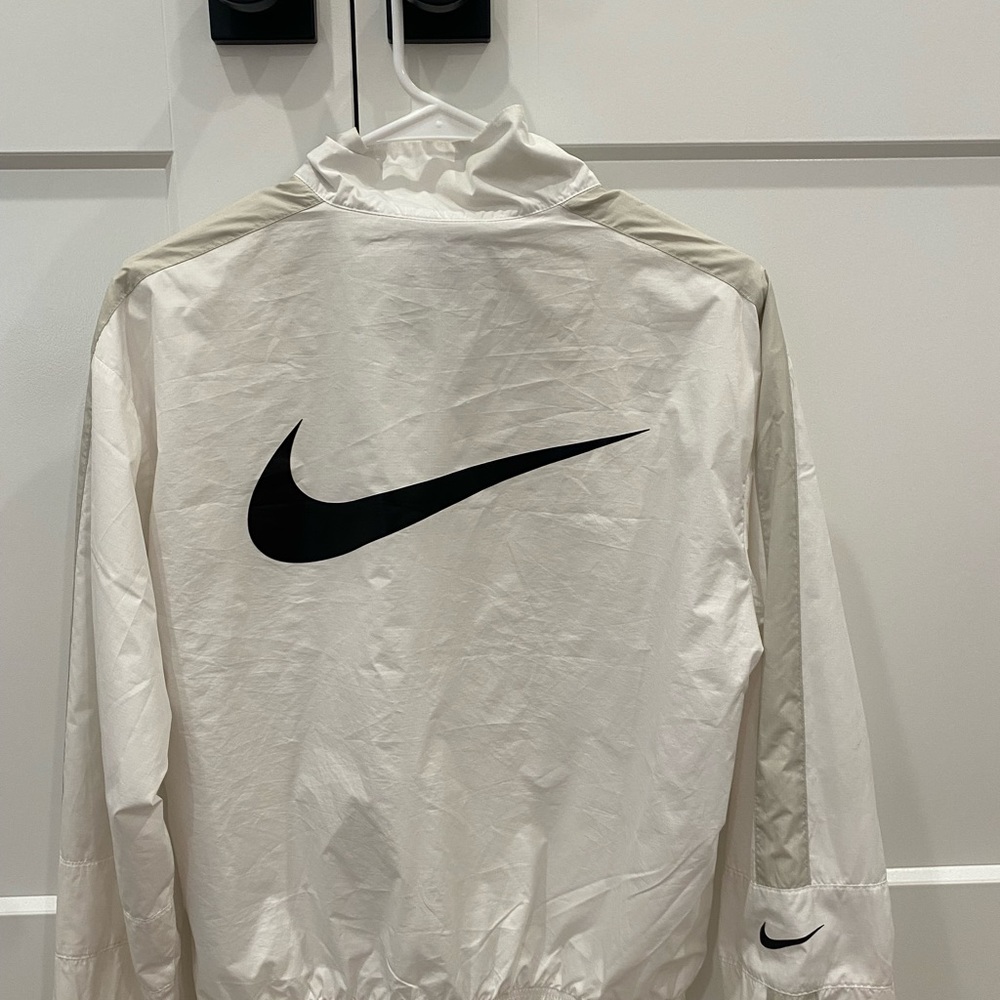 Nike wind-breaker jacket!!